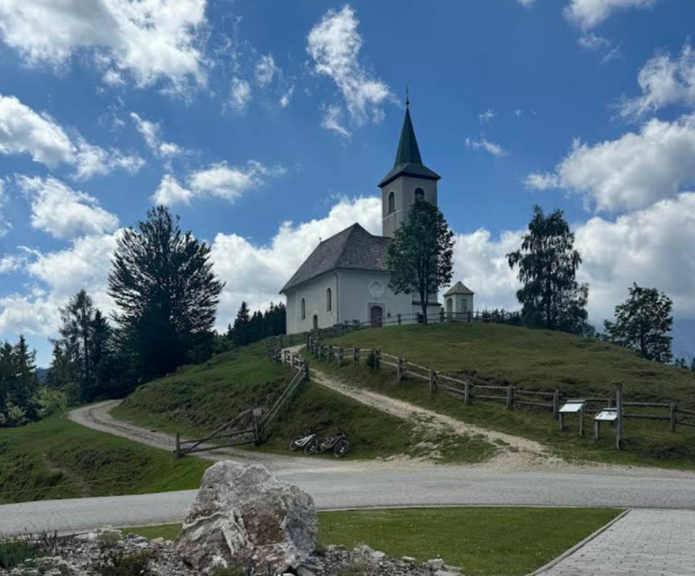 Podolševa - Cerkev sv. Duha pod Olševo - Szentlélek-templom