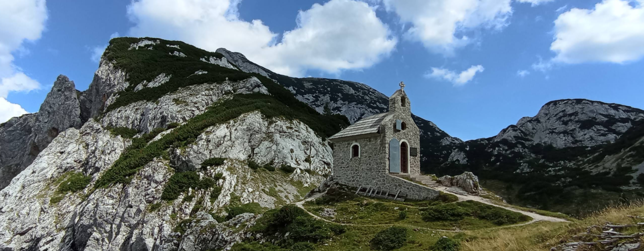 Podveža - Kapelica sv. Cirila in Metoda na Molički planini - Szent Cirill és Metód-kápolna