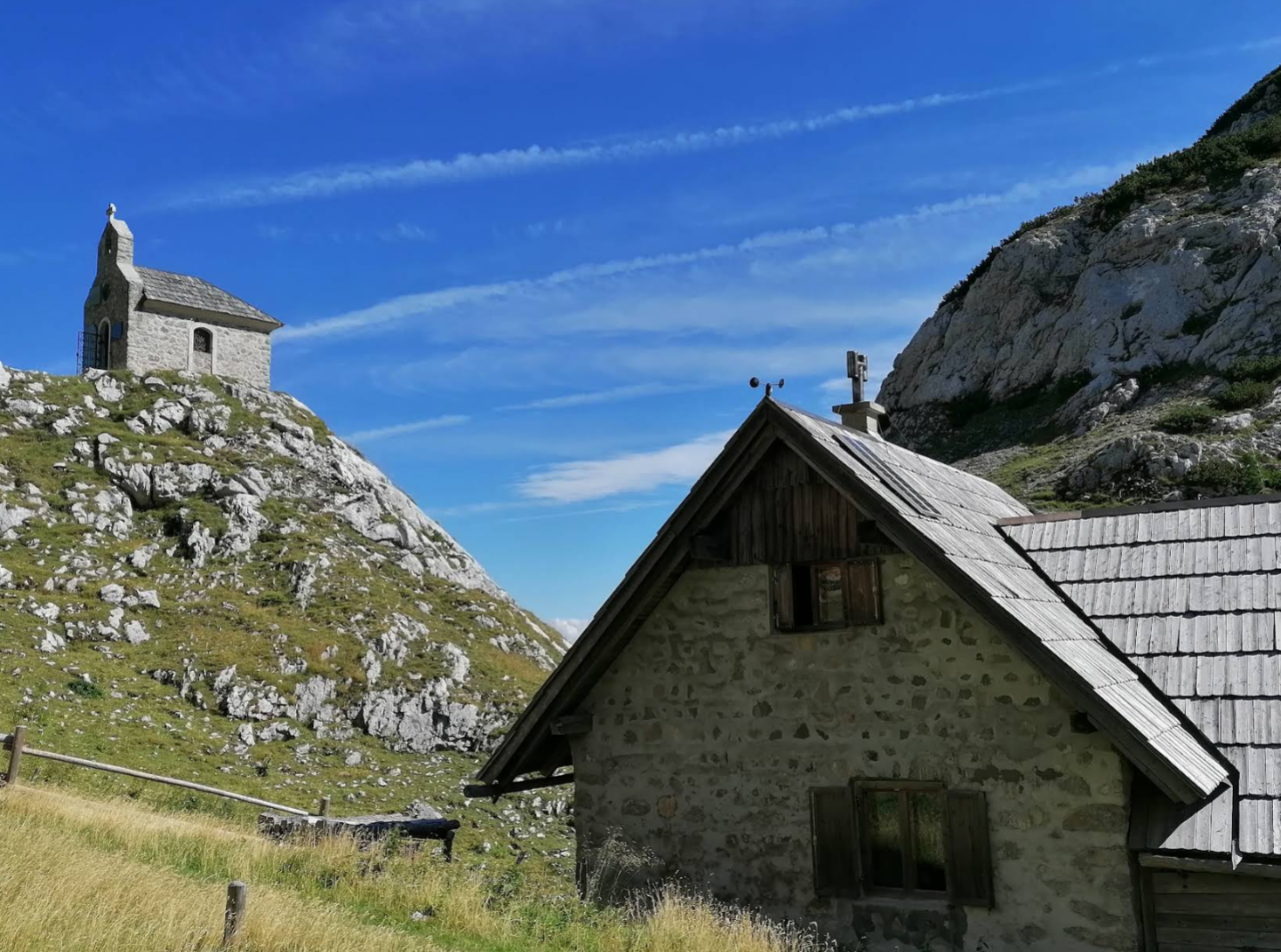 Podveža - Kapelica sv. Cirila in Metoda na Molički planini - Szent Cirill és Metód-kápolna