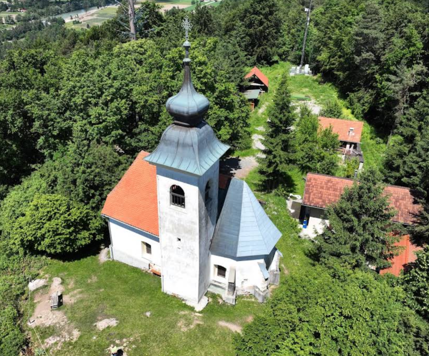 Podvin pri Polzeli - Cerkev Sv. Miklavž na Vinski vrh, Vimperk - Szent Miklós-templom a Vinski csúcson (Vimperk, 448 m)