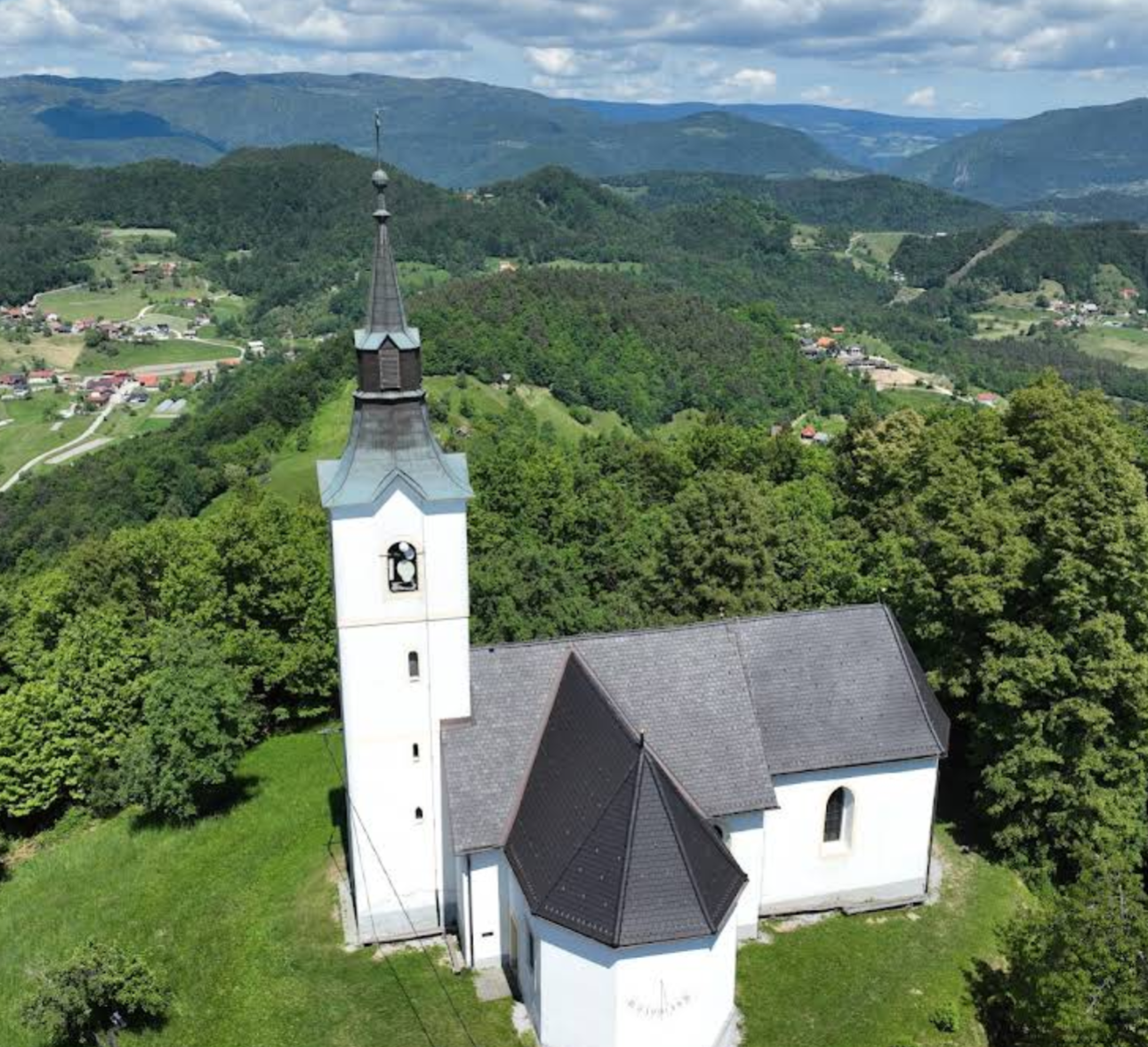 Šentjungert - Cerkev sv. Kunigunda na Gori nad Šmartnim - Szent Kunigunda-templom