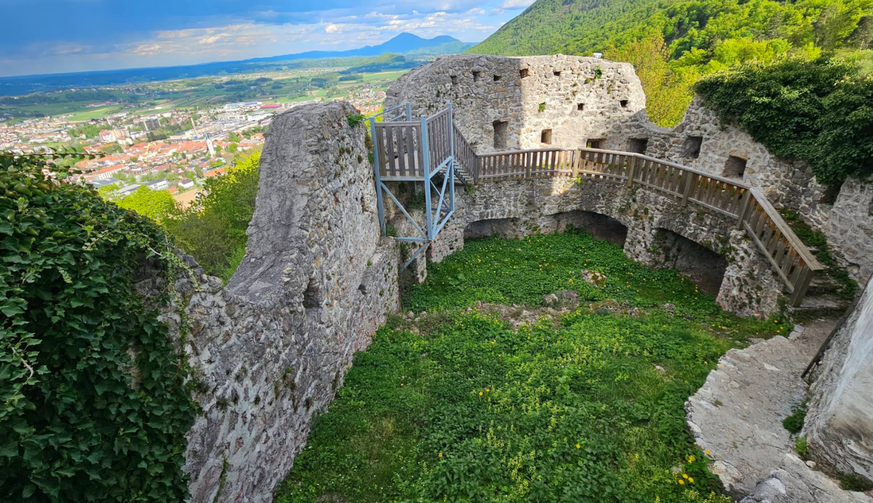 Slovenske Konjice - Grad Konjice, Stari grad/Gonobitz - Gonjice vára, öreg vár