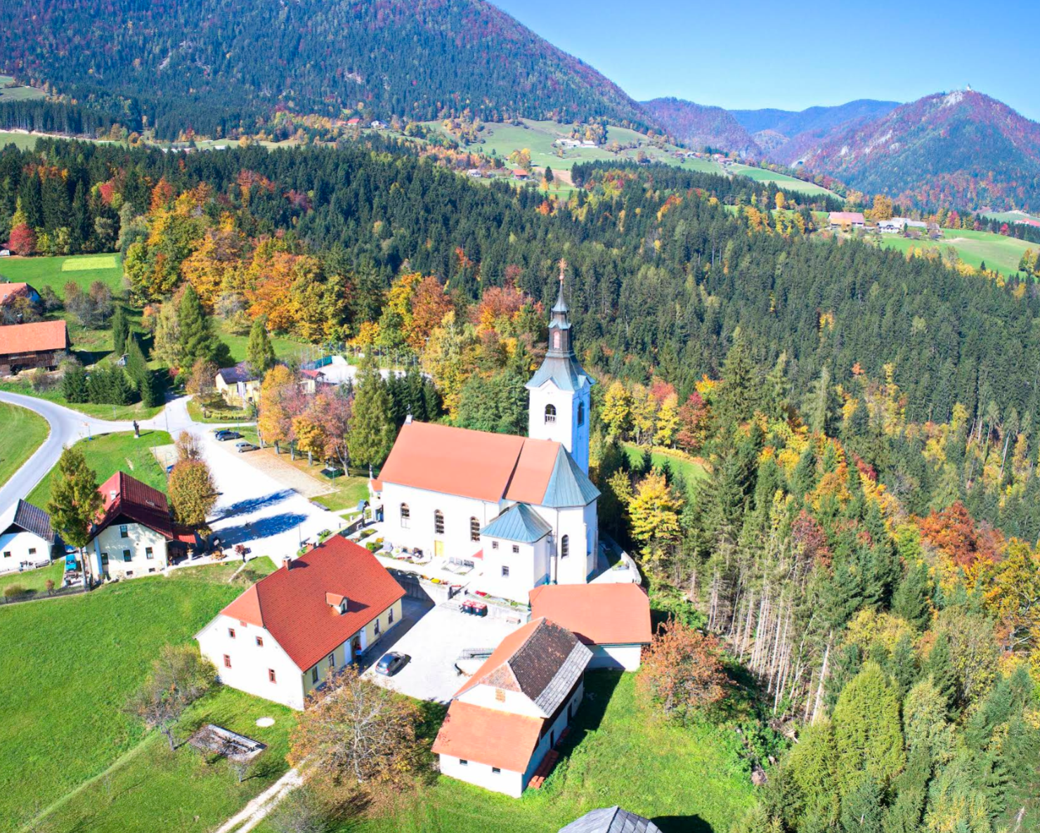Šmihel nad Mozirjem - Župnijska cerkev sv. nadangela Mihaela - Szent Mihály arkangyal-plébániatemplom