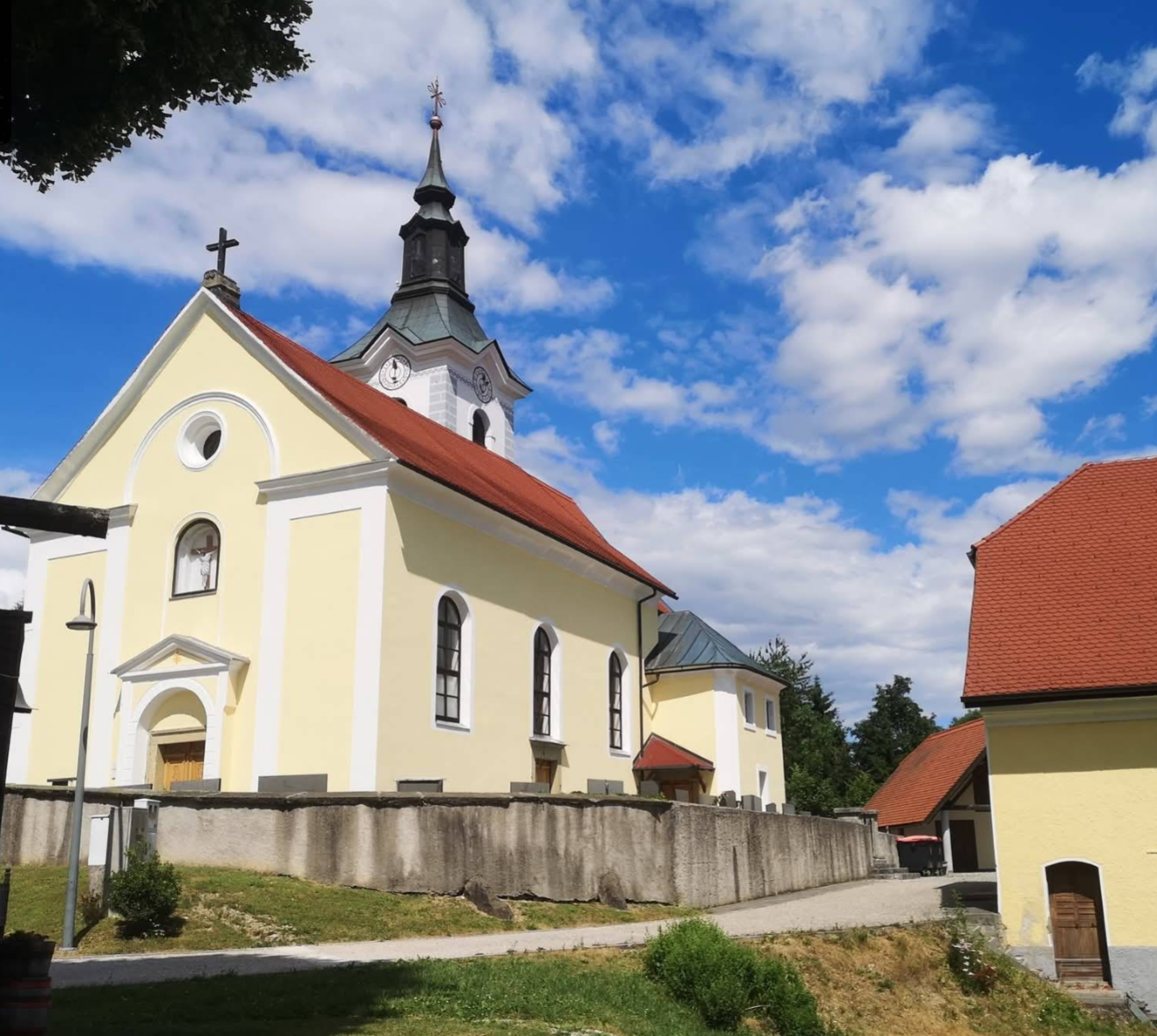 Šmihel nad Mozirjem - Župnijska cerkev sv. nadangela Mihaela - Szent Mihály arkangyal-plébániatemplom
