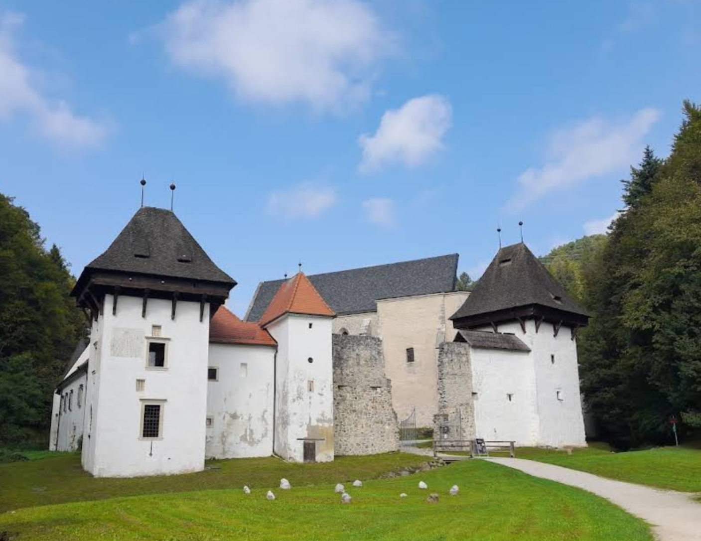 Špitalič pri Slovenskih Konjicah - Zgornji samostan Žičke kartuzije - Žičke karthauzi kolostor, felső kolostor