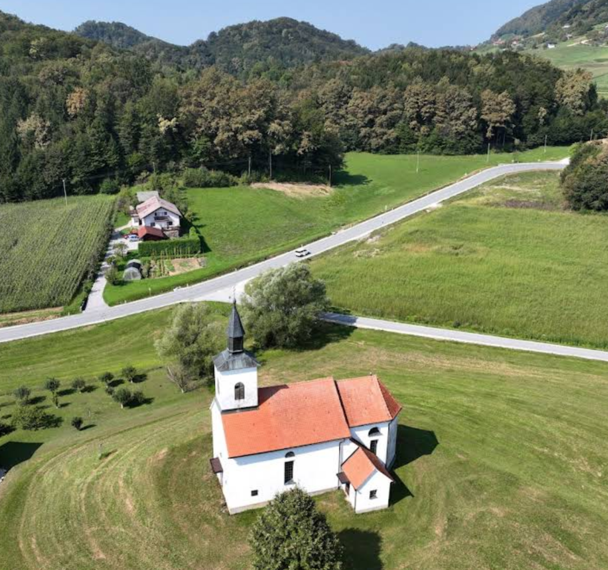 Spodnji Gabernik - Cerkev sv. Rozalije - Szent Rozália-templom