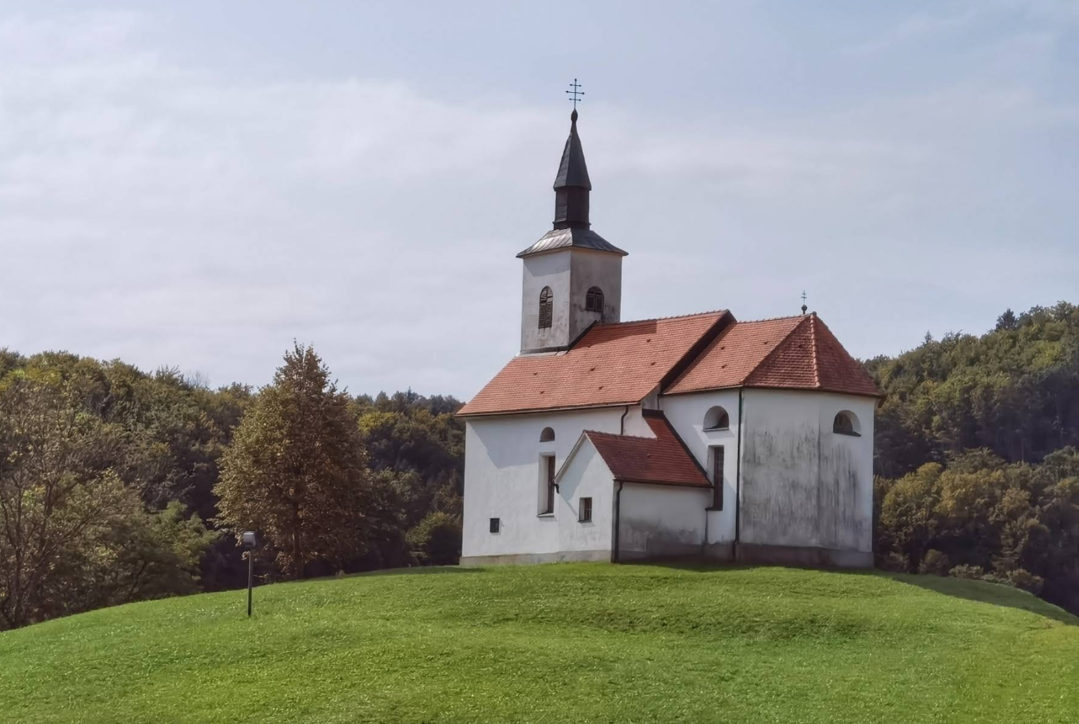 Spodnji Gabernik - Cerkev sv. Rozalije - Szent Rozália-templom
