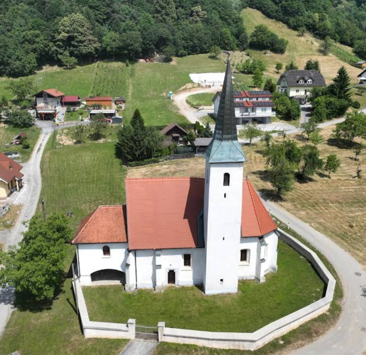 Stopnik - Cerkev sv. Mohorja in Fortunata - Szent Fortunatus és Mohot-templom