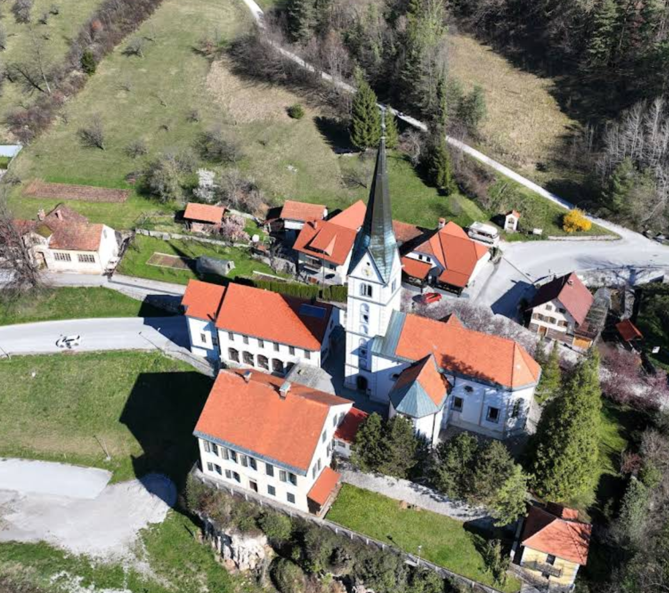 Vinska Gora - Župnijska cerkev sv. Janeza Krstnika - Keresztelő Szent János-plébániatemplom