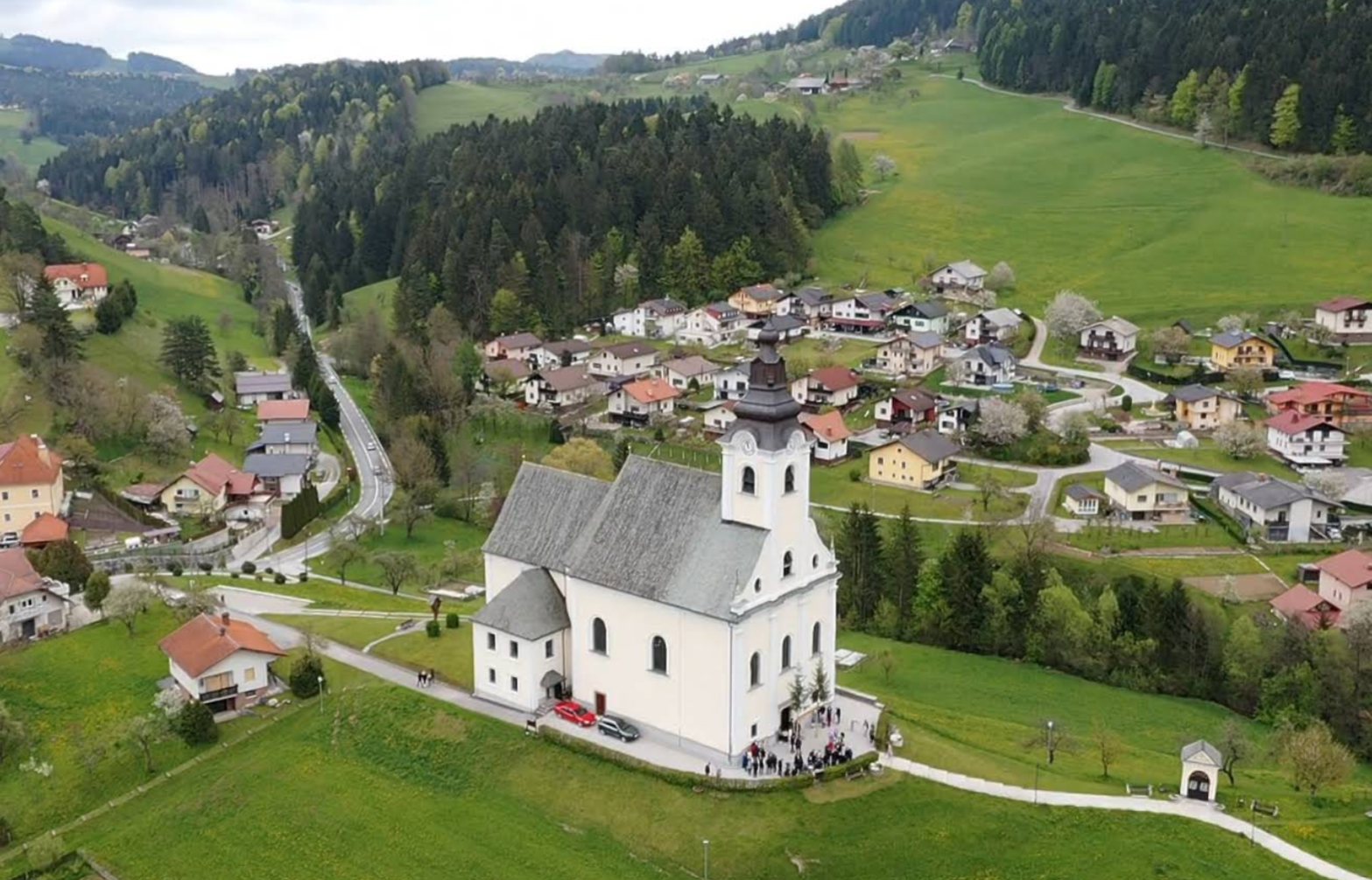Vitanje - Cerkev Marijinega vnebovzetja na griču Hriberci - Szűz Mária mennybemenetele-templom