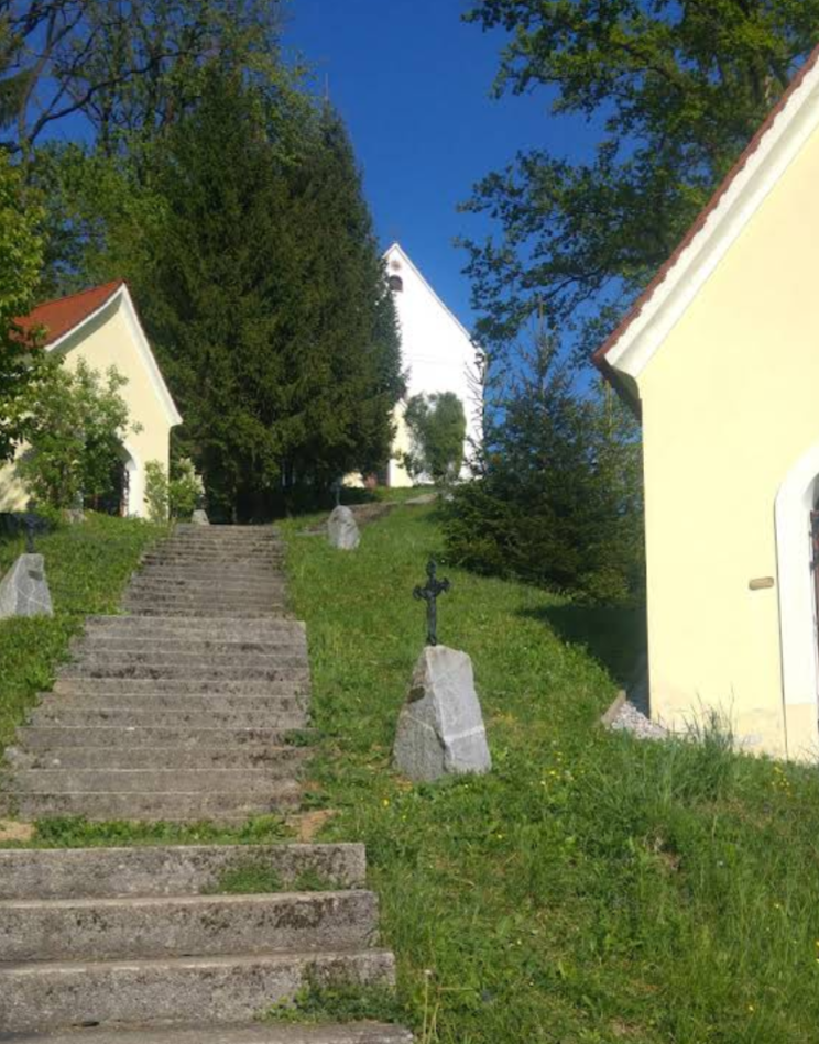 Vojnik - Cerkev Marije sedem žalosti - Hétfájdalmú Szűzanya-templom