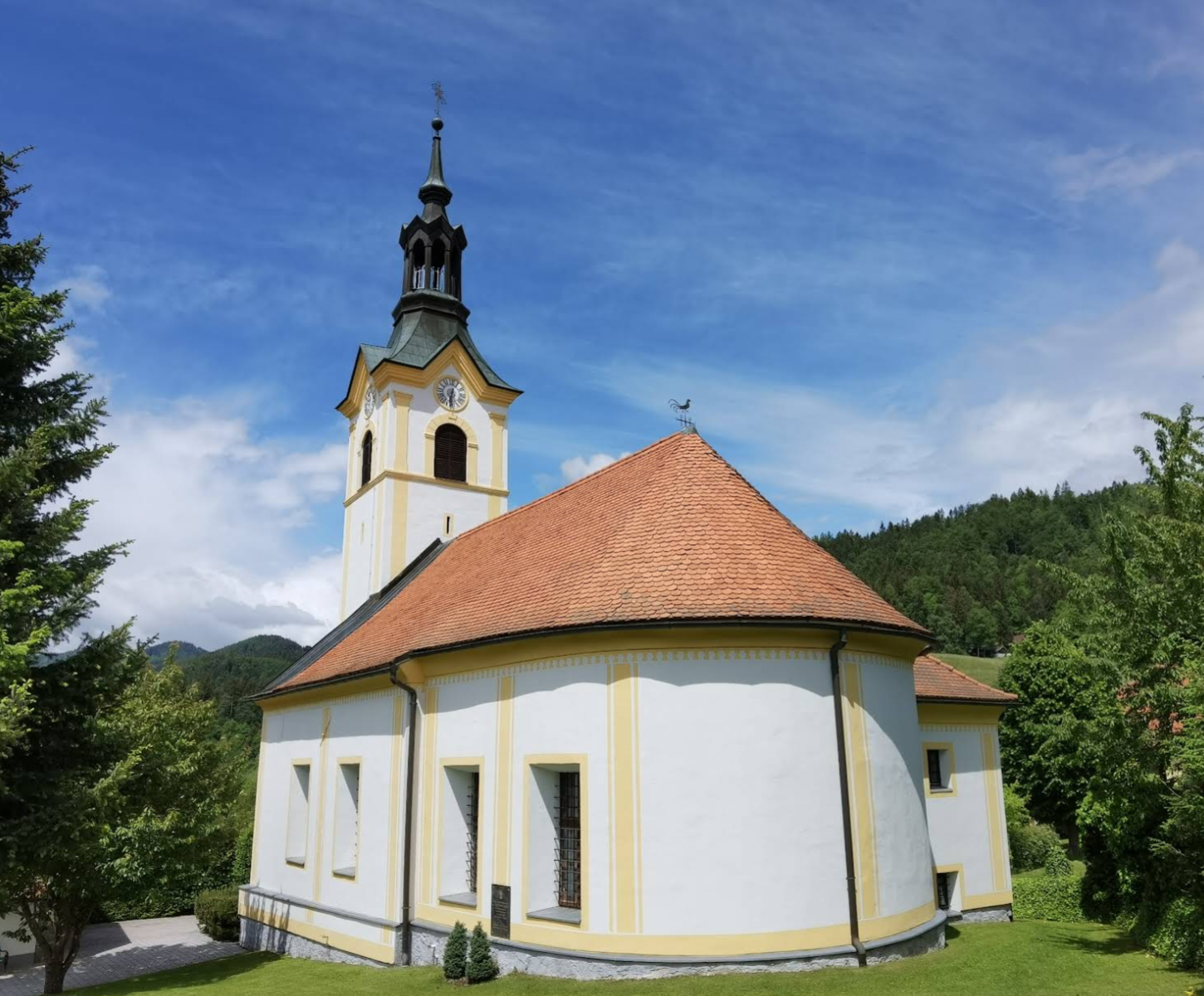 Zavodnje - Župnijska cerkev sv. Petra in Pavla - Szent Péter és Pál rk. plébániatemplom
