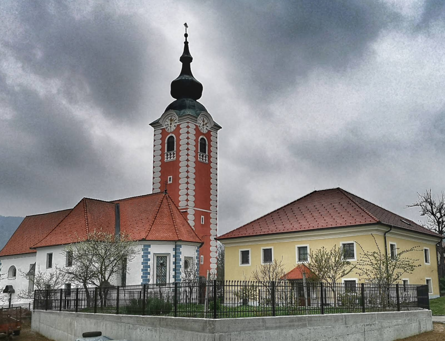 Ziče - Župnijska Cerkev sv. Petra - Szent Péter-plébániatemplom