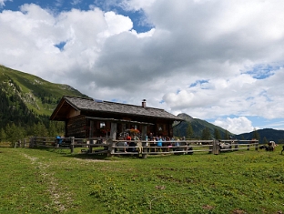Tuffbad Lackenalm