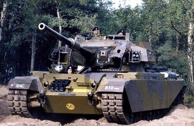 Cneturion Mk 5/2 tank met 105 mm kanon