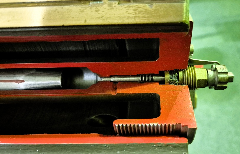 Regelmechanisme voor snelheid laatste stuk vooruitloop van rem en vooruitbrenginrichting 25 ponder kanon