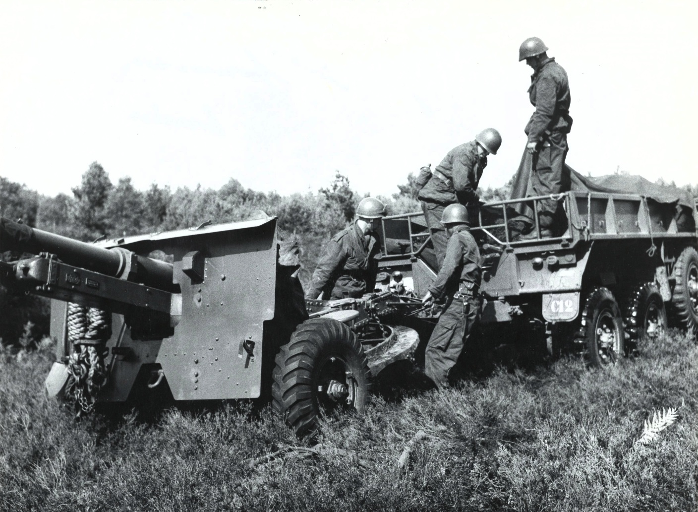 Rem en vooruitbrenginrichting kanon 25 ponder