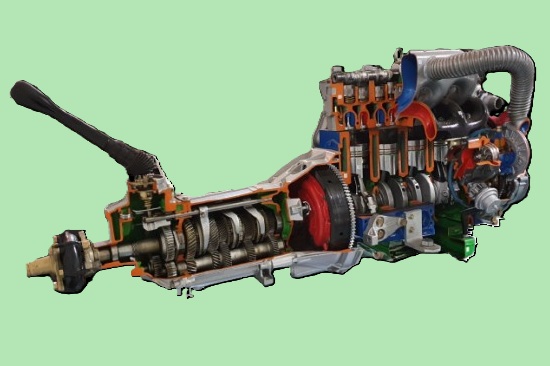 Motor en versnellingsbak Fiat 132 en Nuova Campagnola