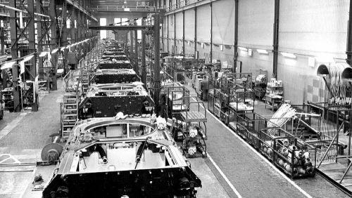 Assemblagehal Leopard 1 bij Krauss Maffei eind 1960er