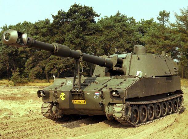 M109A2 Houwitser van Artillerieschool