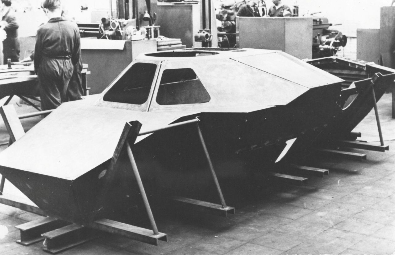 Carrosserie DAF YP 104 in werkplaats DAF 1958-1960