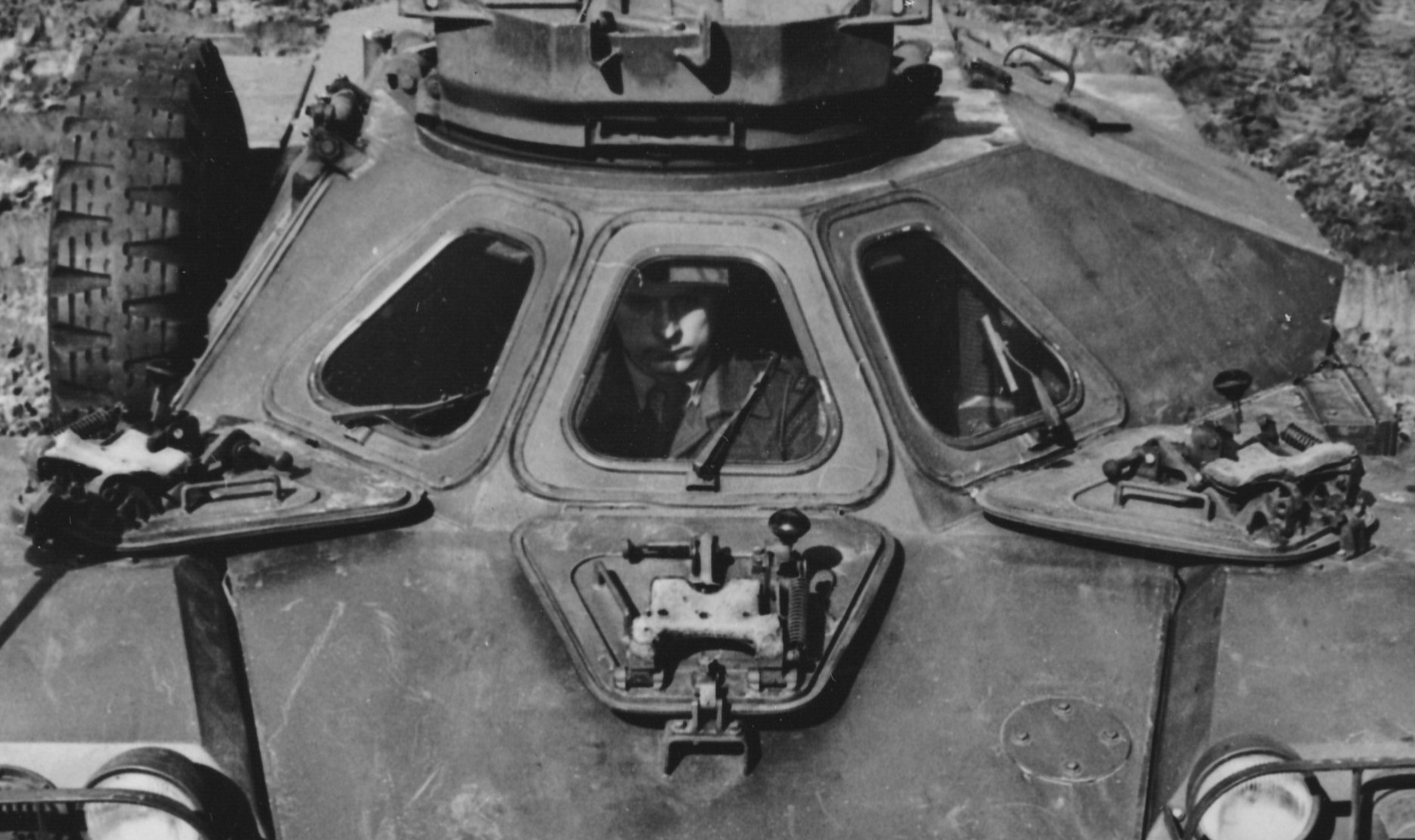 DAF YP 104 pantserwielvoertuig kenteken KZ-99-78