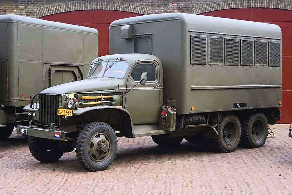 Werkplaatsauto GMC CCKW 353