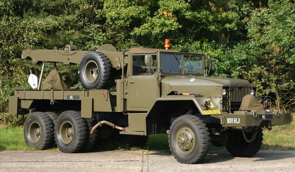 Takelauto M62 International