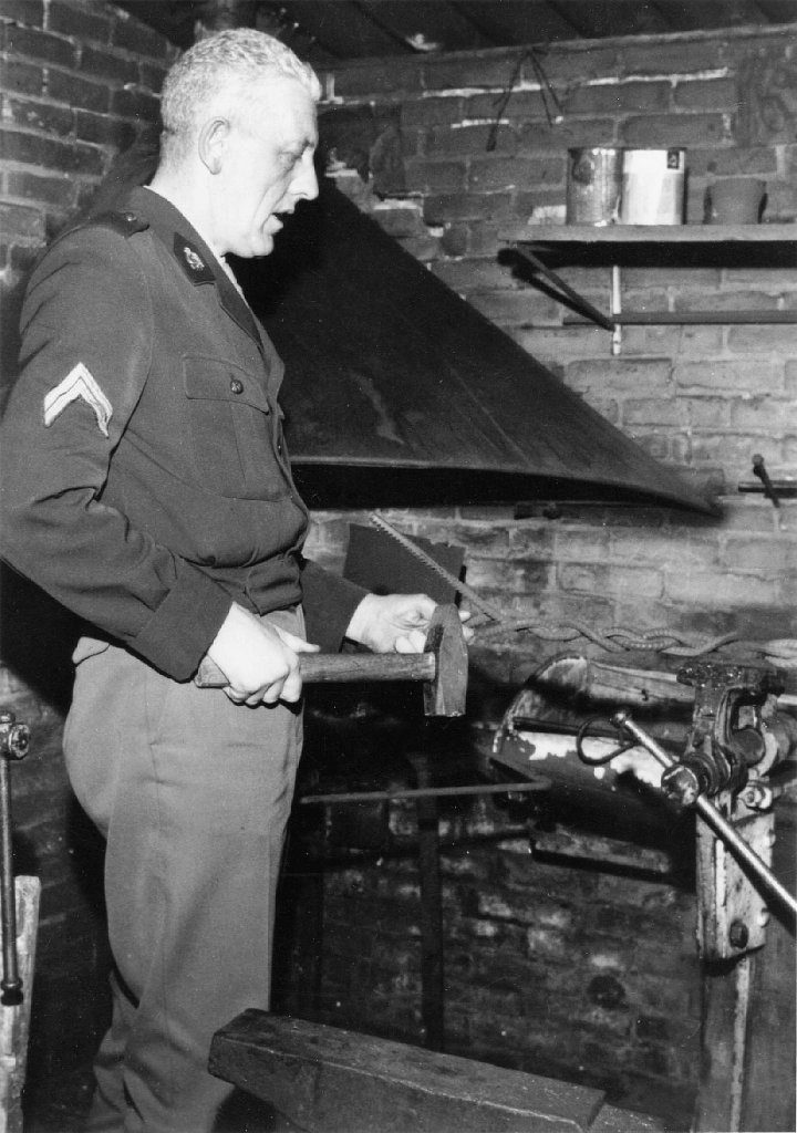 Sergeantmajoor smid bij 902 TD Hrstcie Amersfoor zestiger jaren