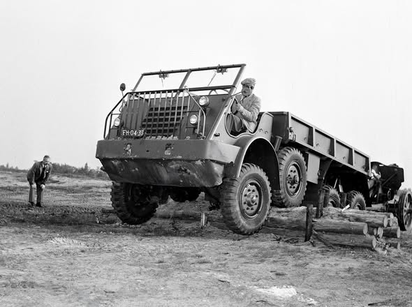 DAF YF 318 beproeving gebruik steunwielen