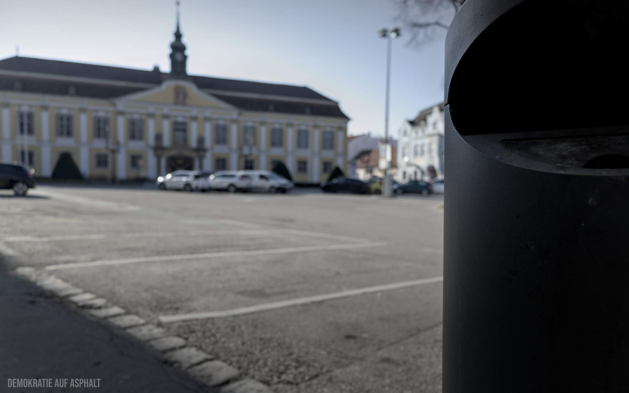 13_Demokratie auf Apshalt.jpg