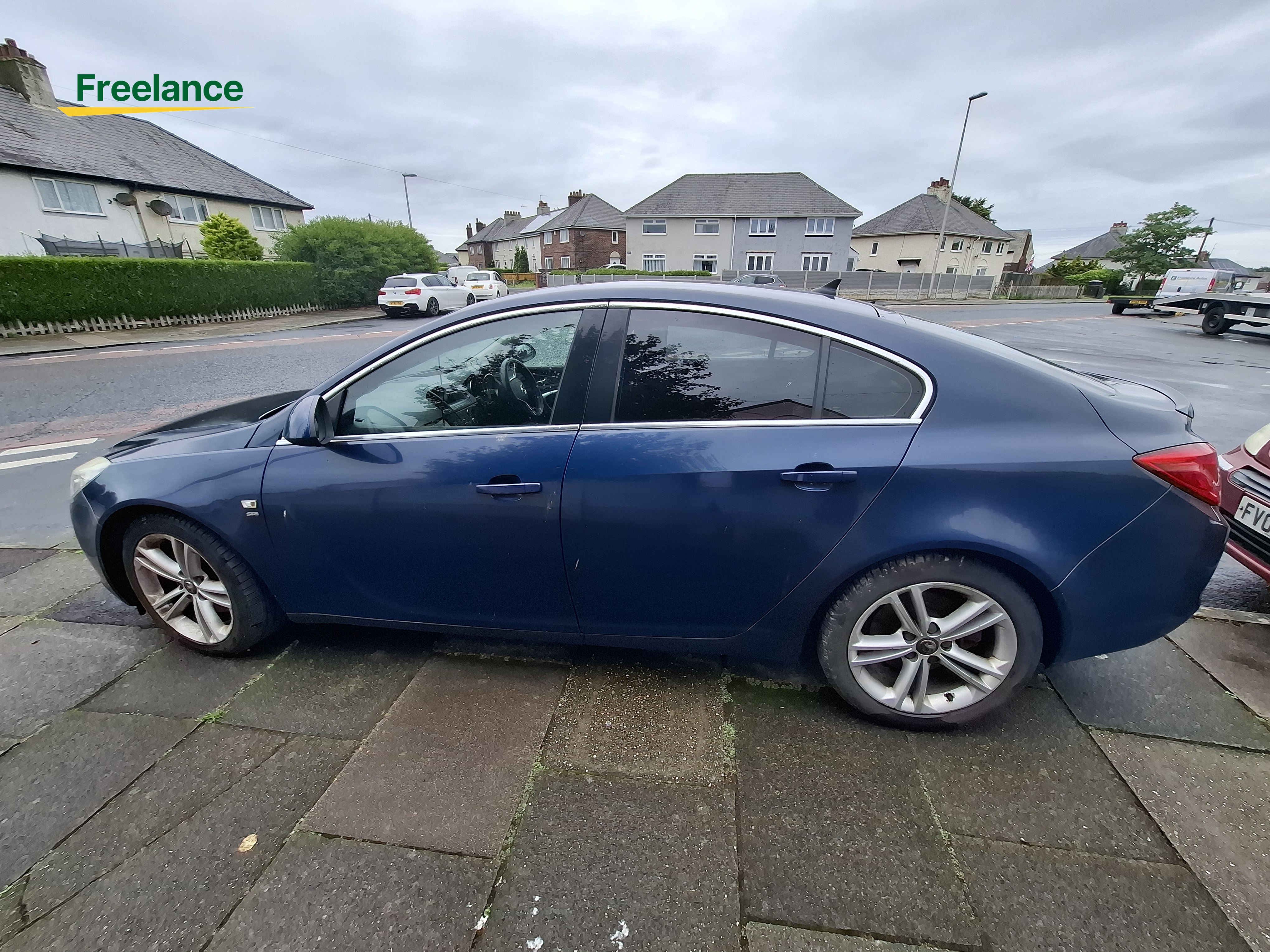 2011 Automatic Vauxhall Insignia image 3