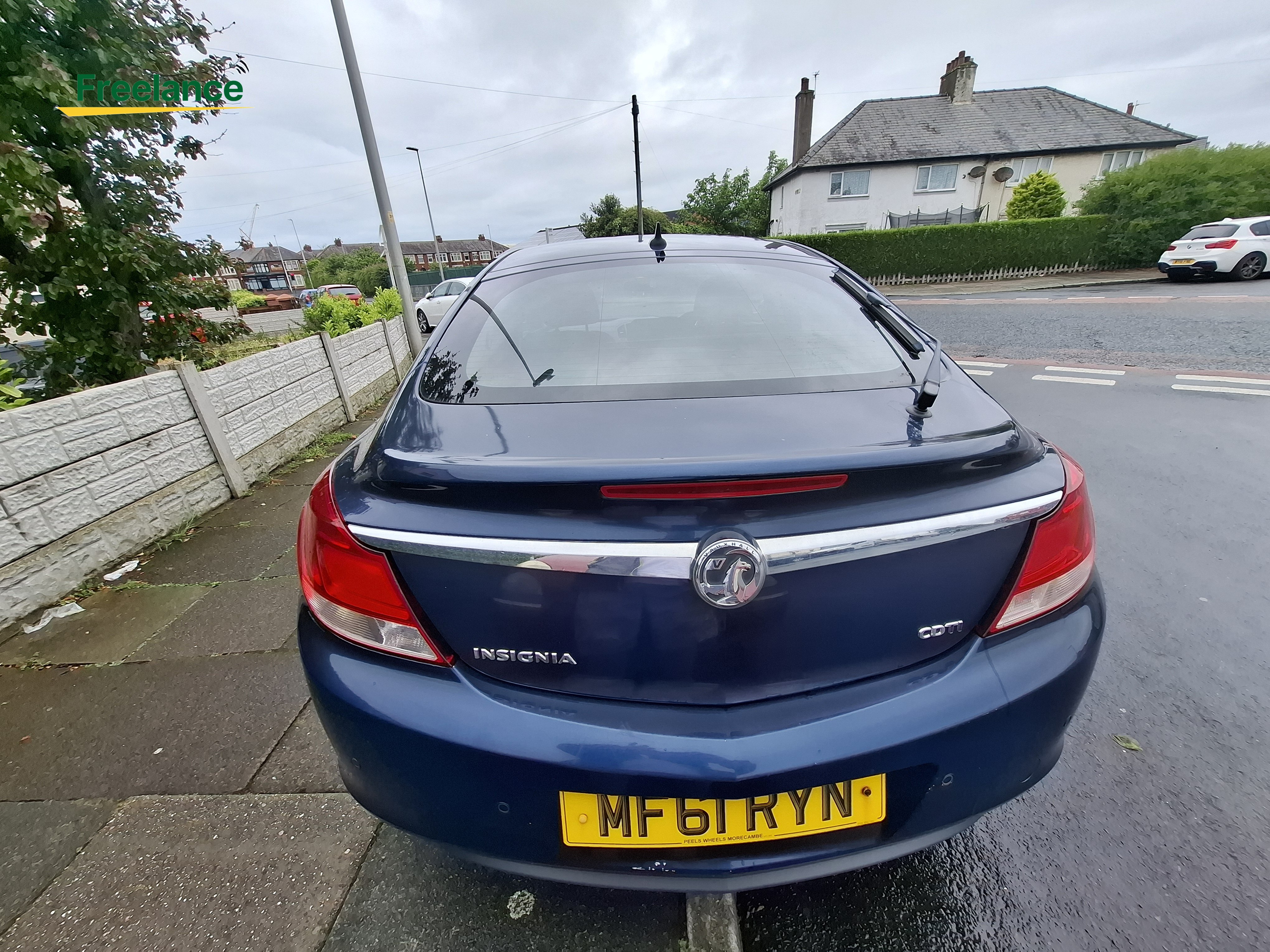 2011 Automatic Vauxhall Insignia image 4