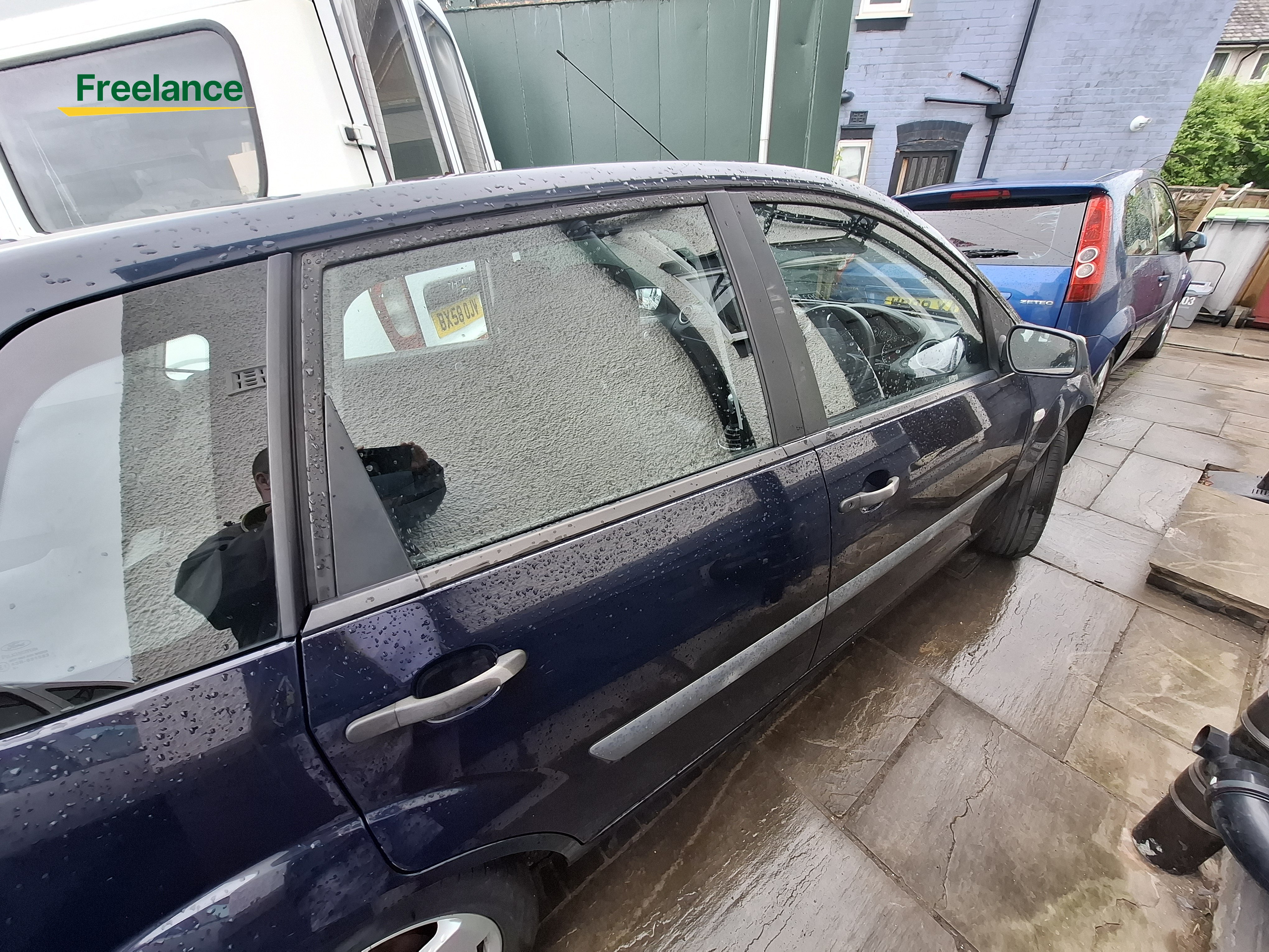 2006 Ford Fiesta image 2