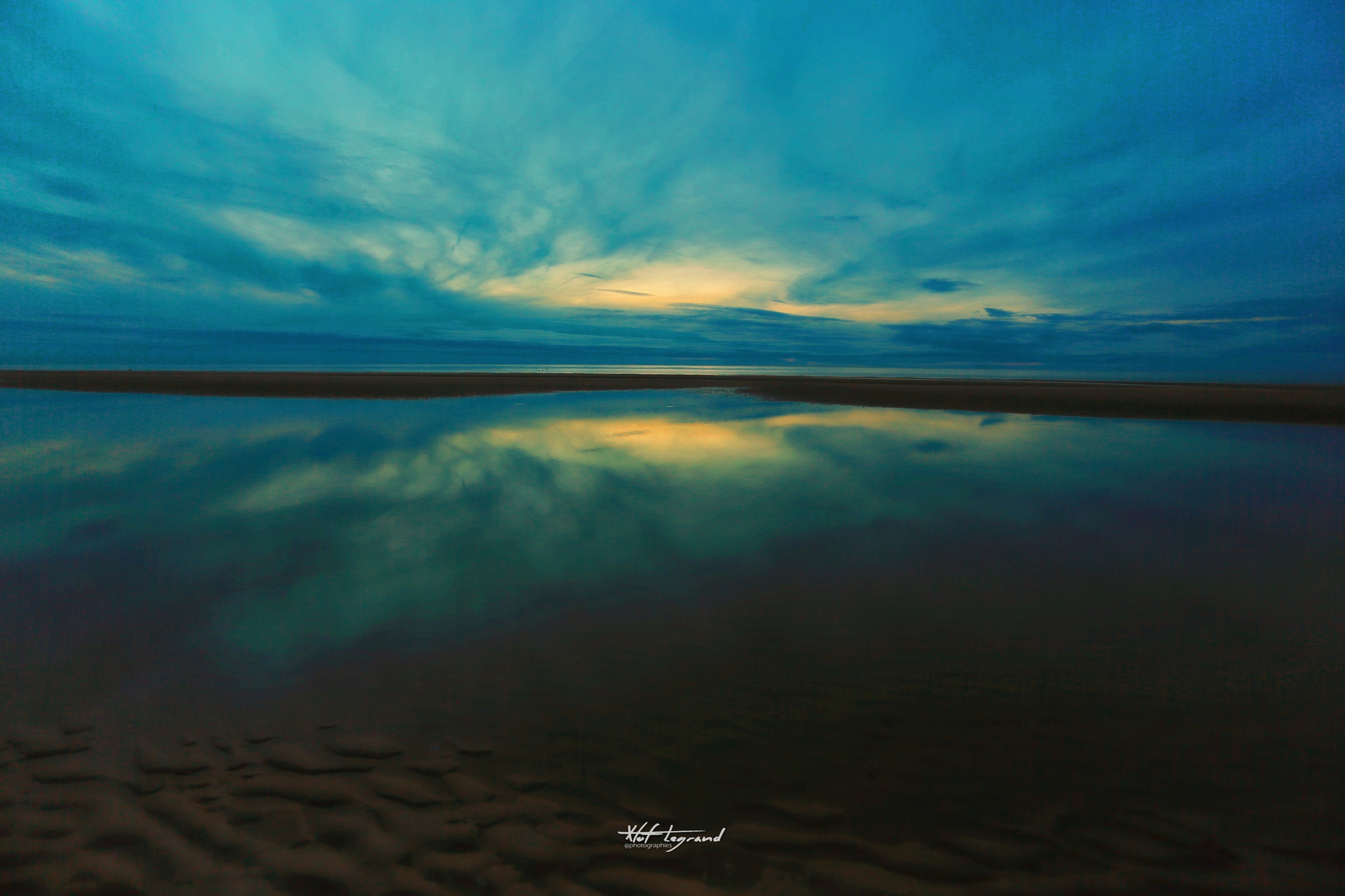 Quand ciel et mer se confondent
#0212 - Leffrinckoucke - 11/08/2018