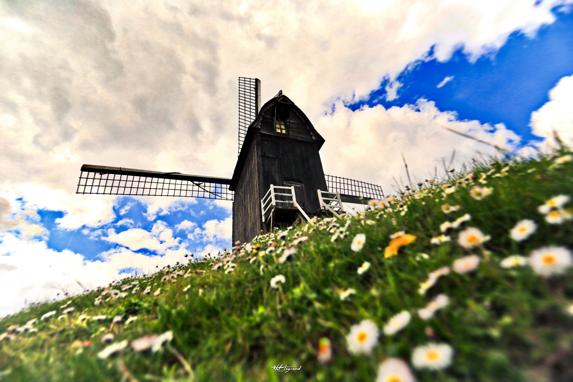 Un ciel d'avril chargé | Xtof-Photographie