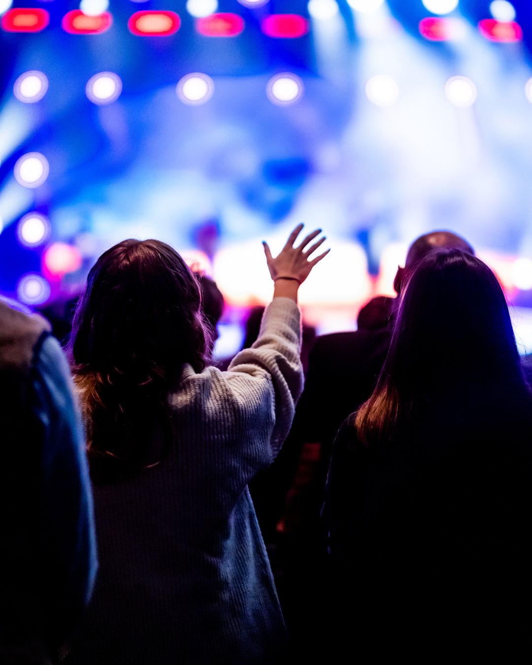 Audience reception towards opening acts and their impact on the overall concert experience