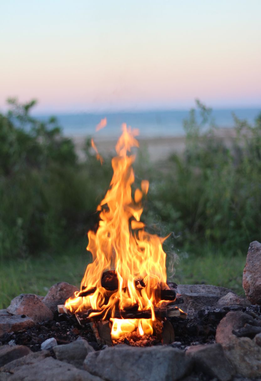 Methods of Building a Fire for Boiling Water