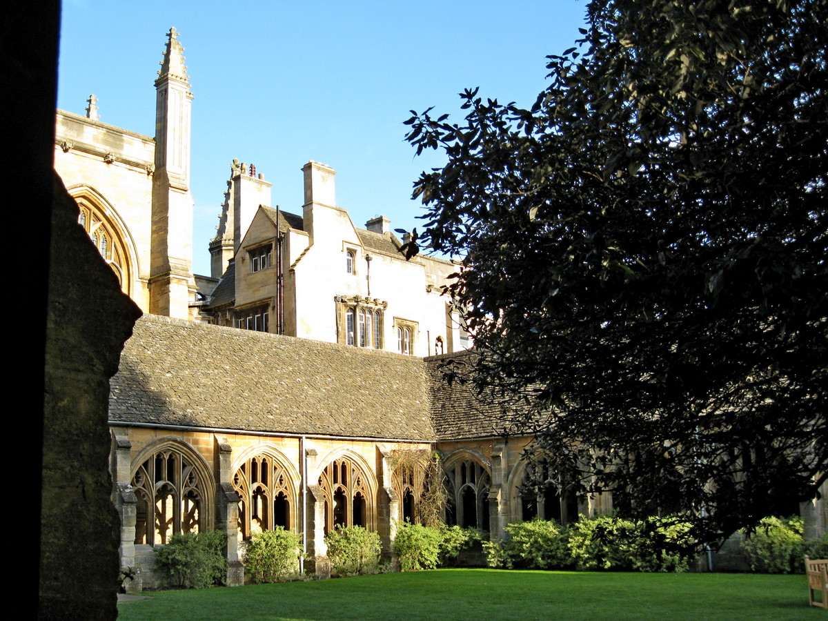 Oxford, New College gezien vanuit de cloisters. Van Kapelle naar Oxford
