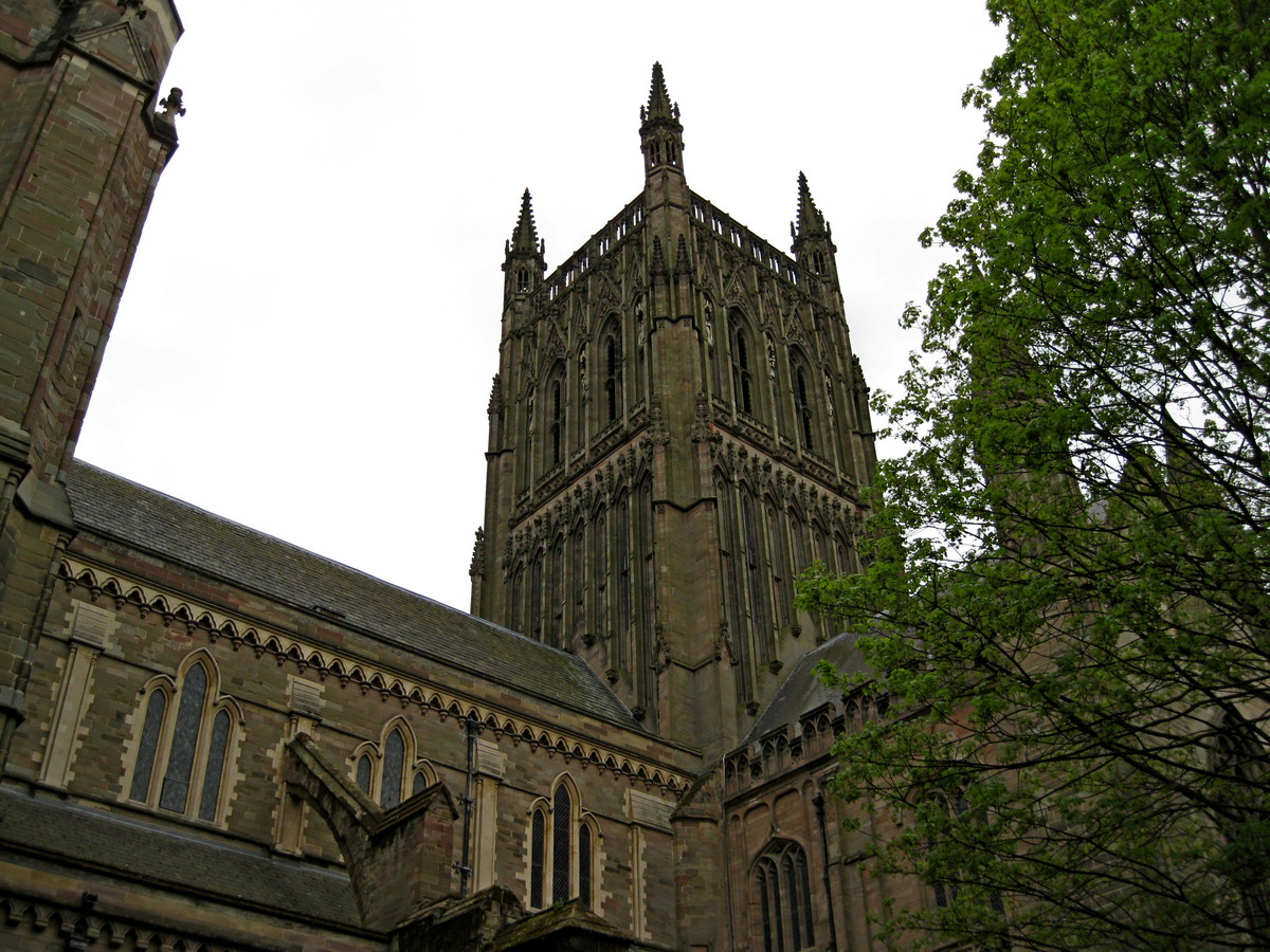 Worcester Cathedral gezien vanuit de Cloisters