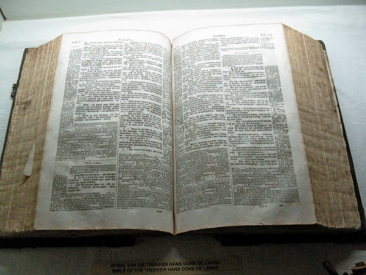 Statenbijbel in het museum van het Voortrekkermonument