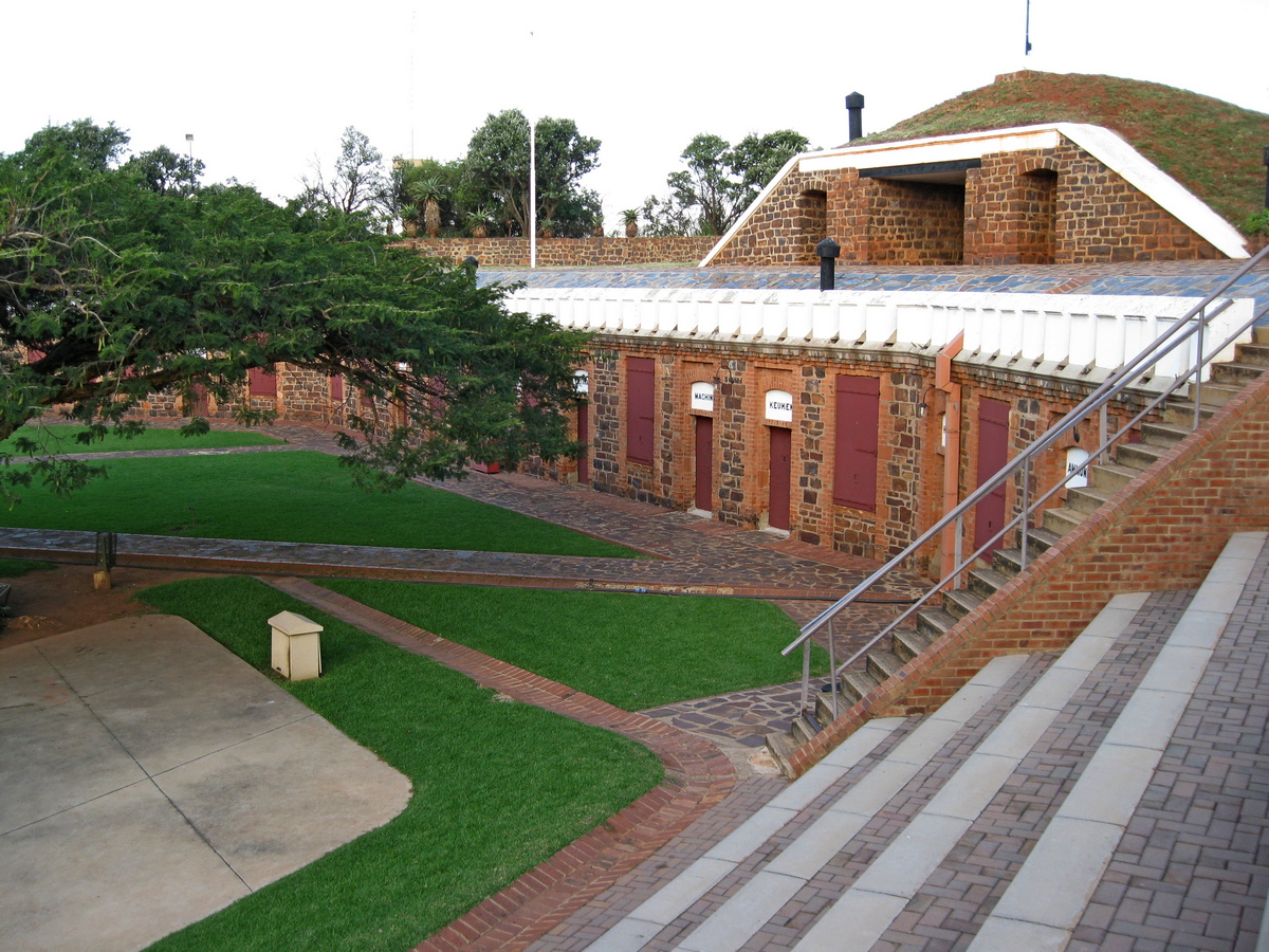Pretoria, Fort Schanskop, bij het Voortrekkermonument