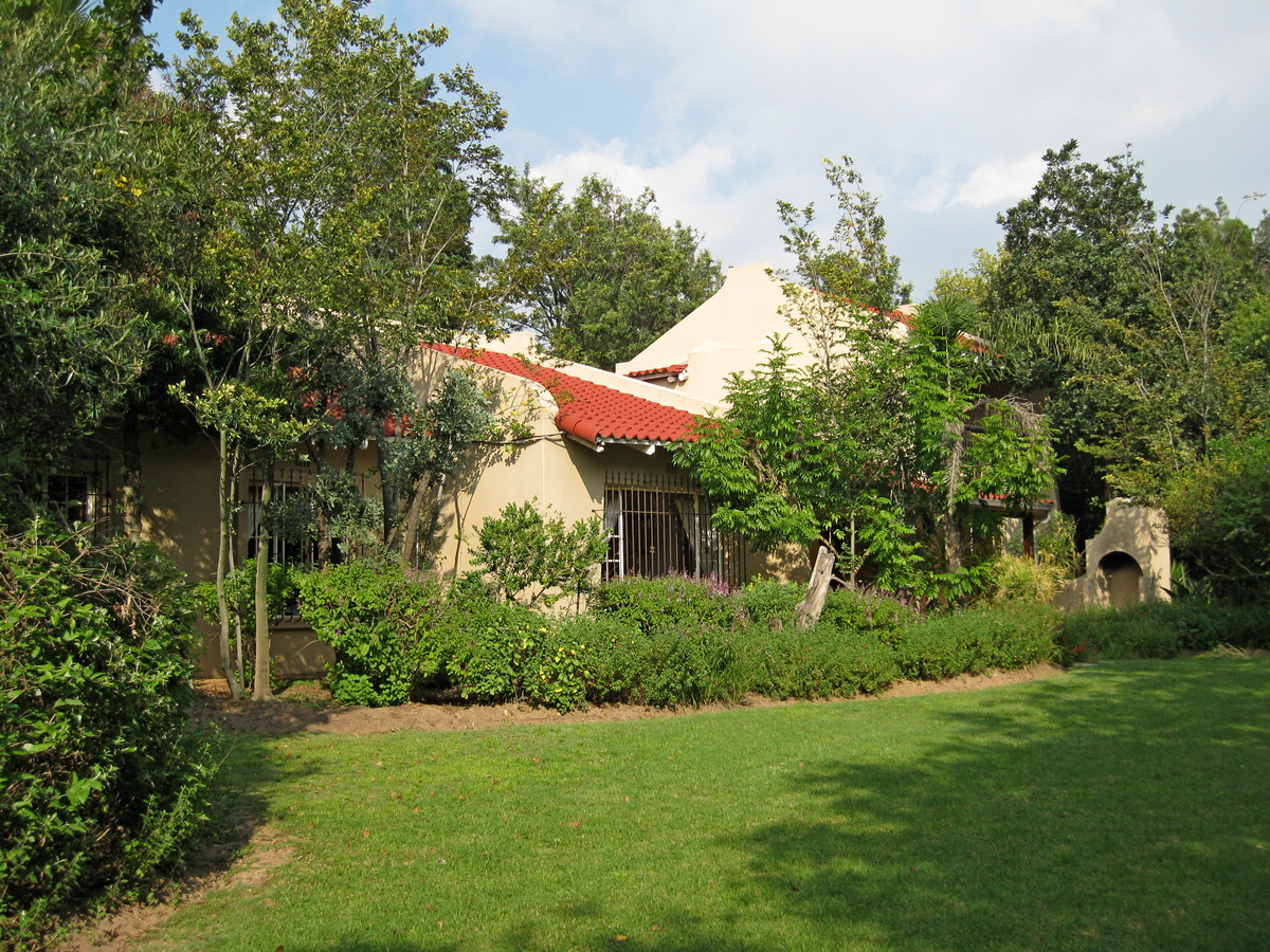 Umfula Indlu Guest Lodge, Bryanston, Johannesburg