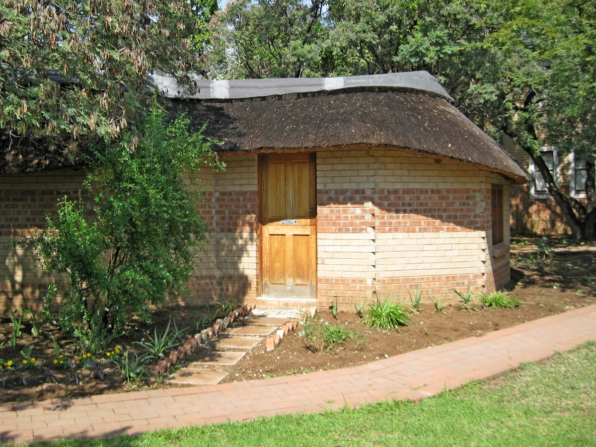 Mukhanyo Theological College, kantoor van de rector