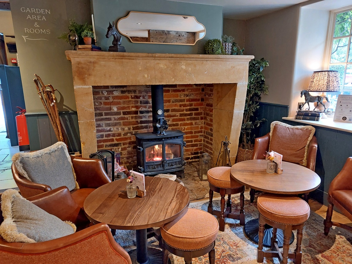 De haard in The White Horse