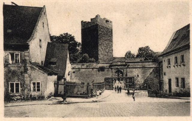 640x480/SchwarzerTurm_web.jpg
