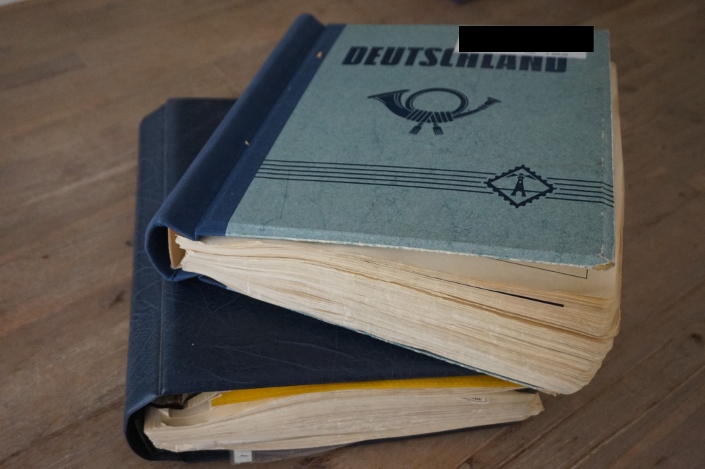 Germany DDR 1948-1990 overcomplete often duplicate stamp collection in 2 albums