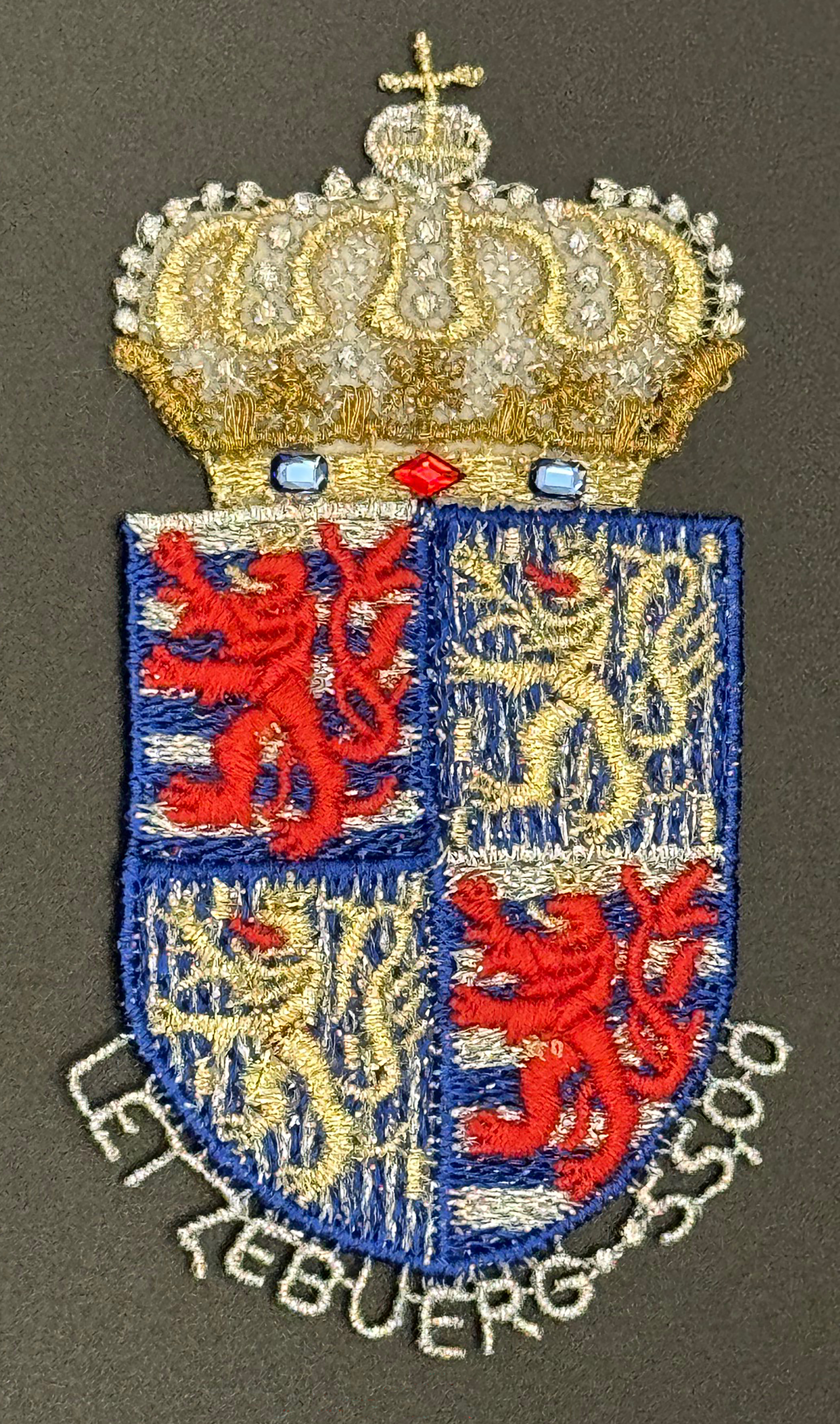 Luxembourg Deluxe embroidered stamp - coat of arms of Grand Duke Henri