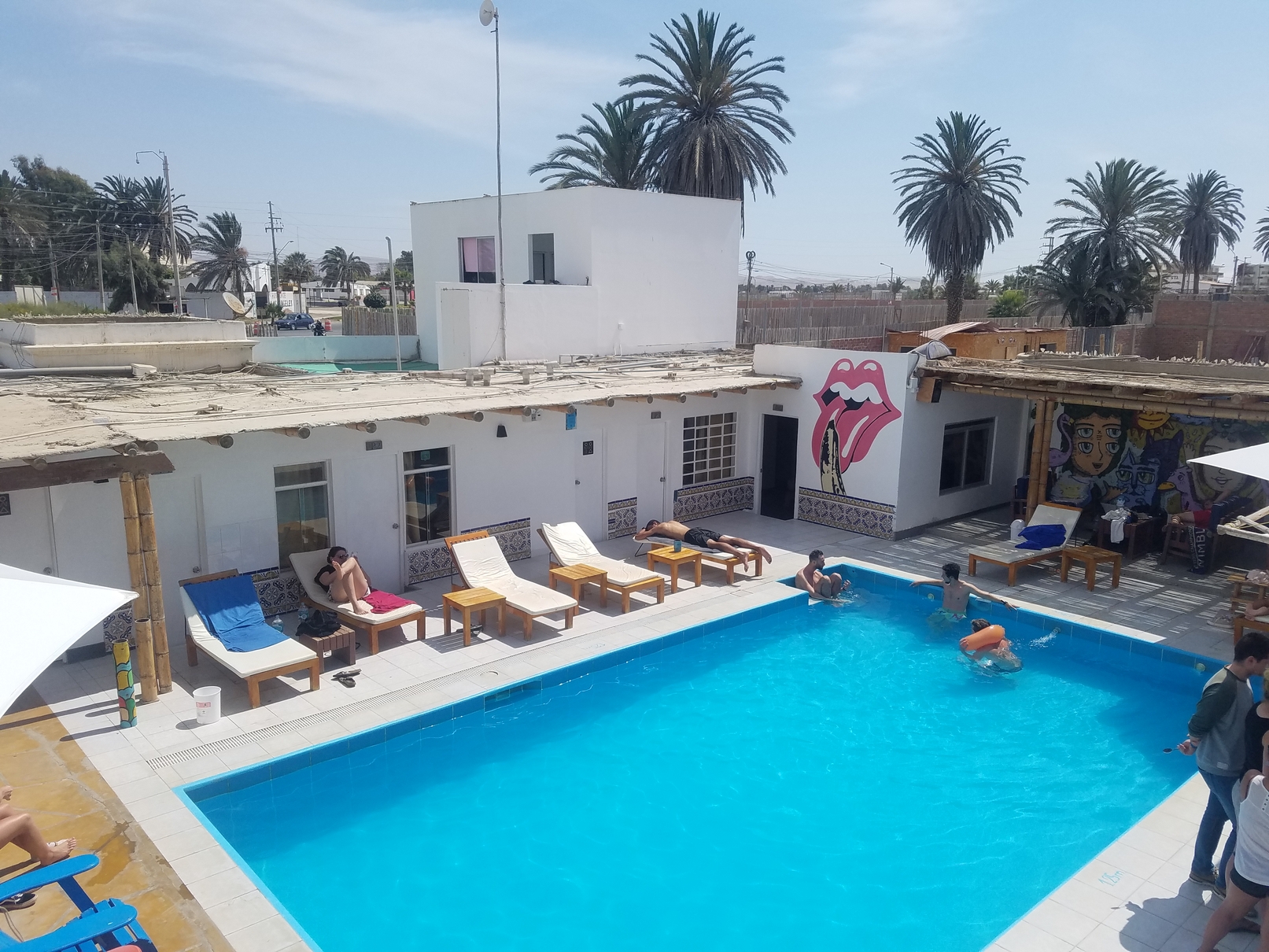 Paracas Kokopelli Hostel Pool