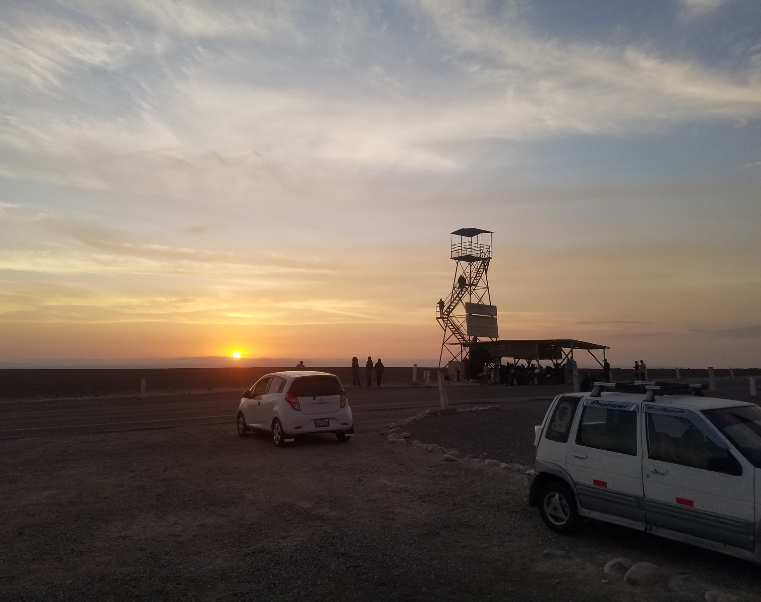 La Torre de Observación al Atardecer